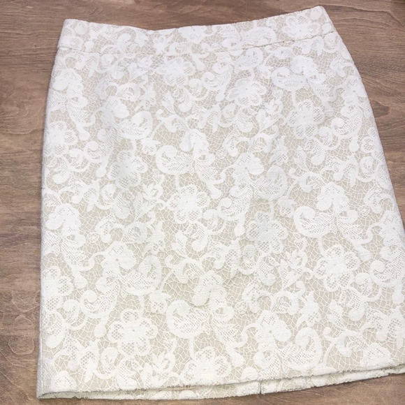 Cynthia Rowley size 4 lace skirt - Picture 2 of 6